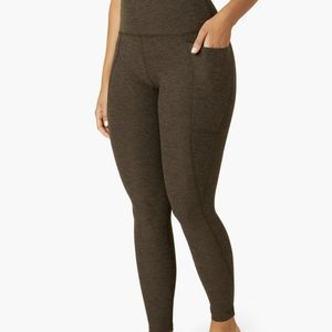 Beyond Yoga EUC XL pocket leggings